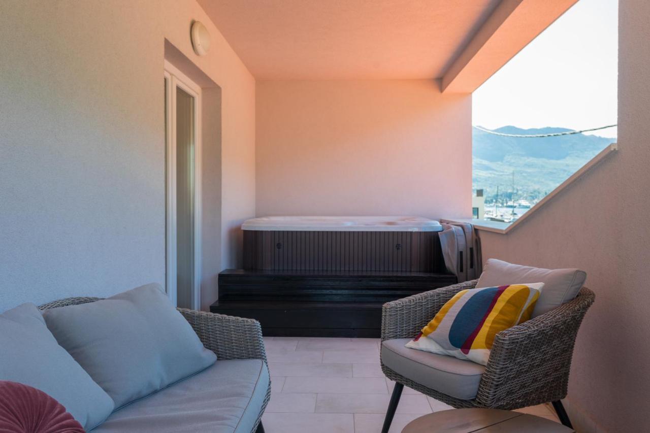 Bogo-Galijun Hotel Mokosica Exterior photo